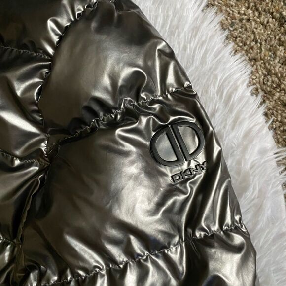 DKNY Silver Puffer Coat Bubble Lined Puffy Shiny Metallic Gunmetal Womens Large - Picture 6 of 13